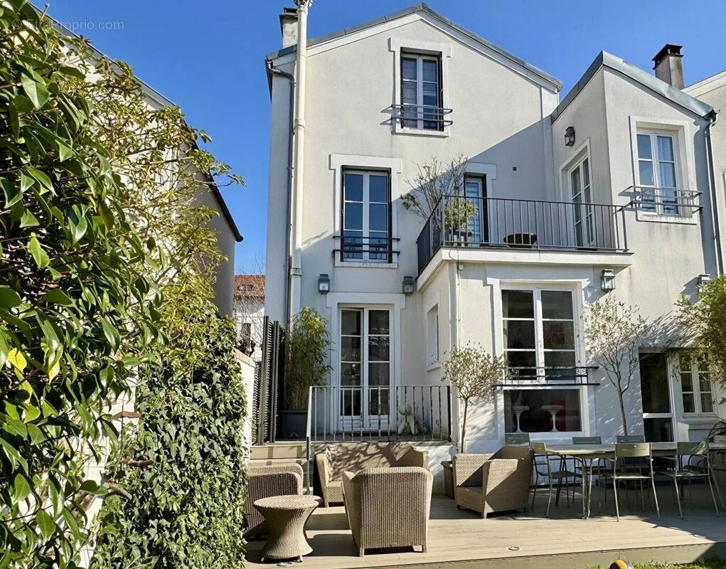 Maison à BOIS-COLOMBES