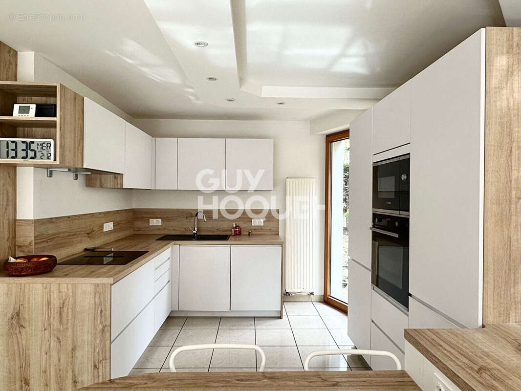 Appartement à LYON-4E