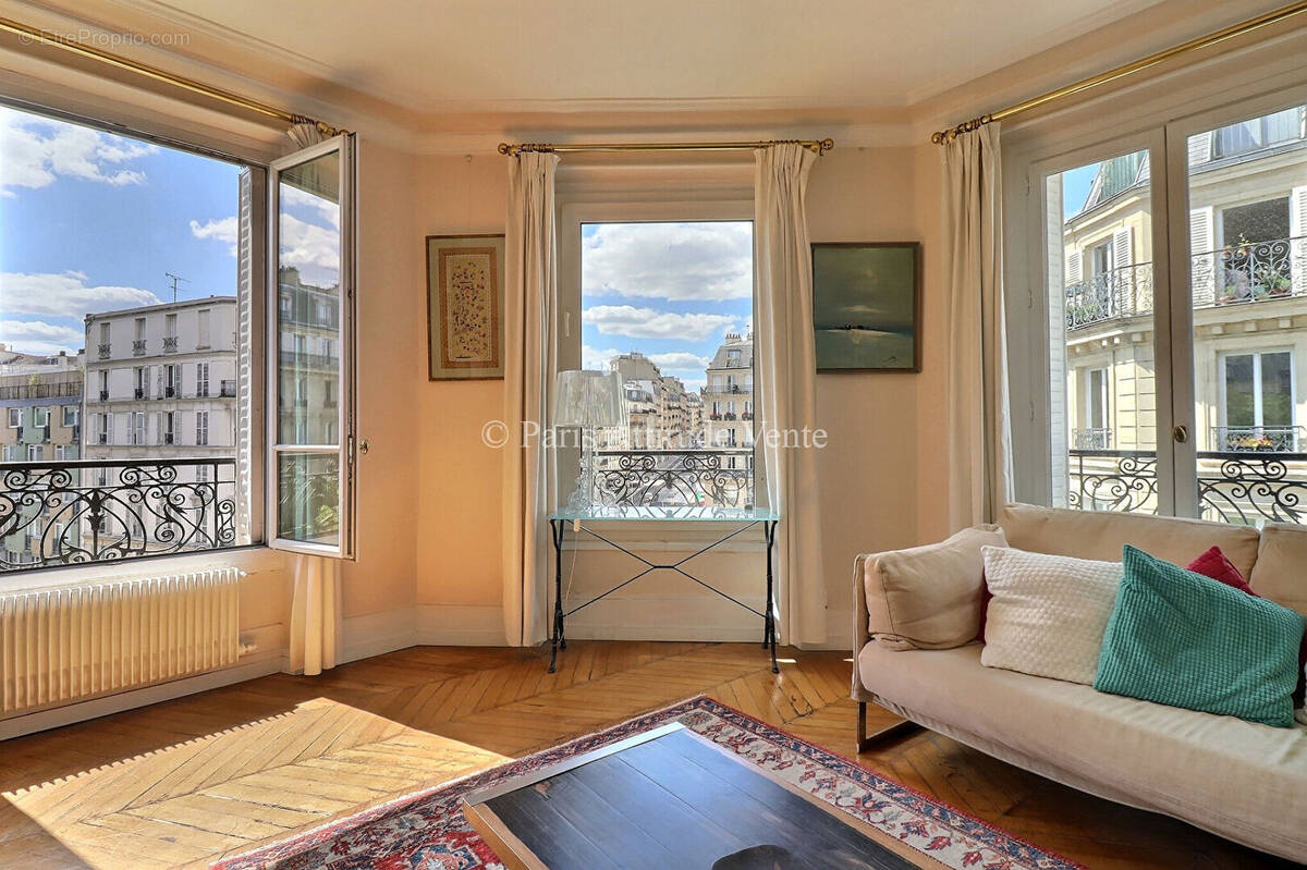 Appartement à PARIS-5E
