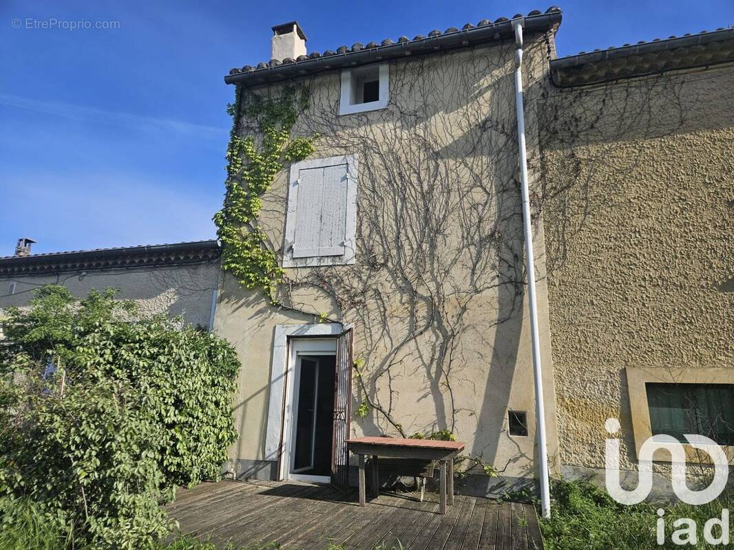 Photo 1 - Maison à SAINT-SATURNIN-LES-AVIGNON