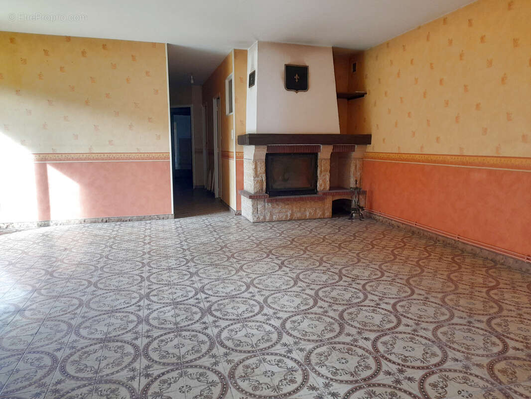 Maison à SANTRANGES