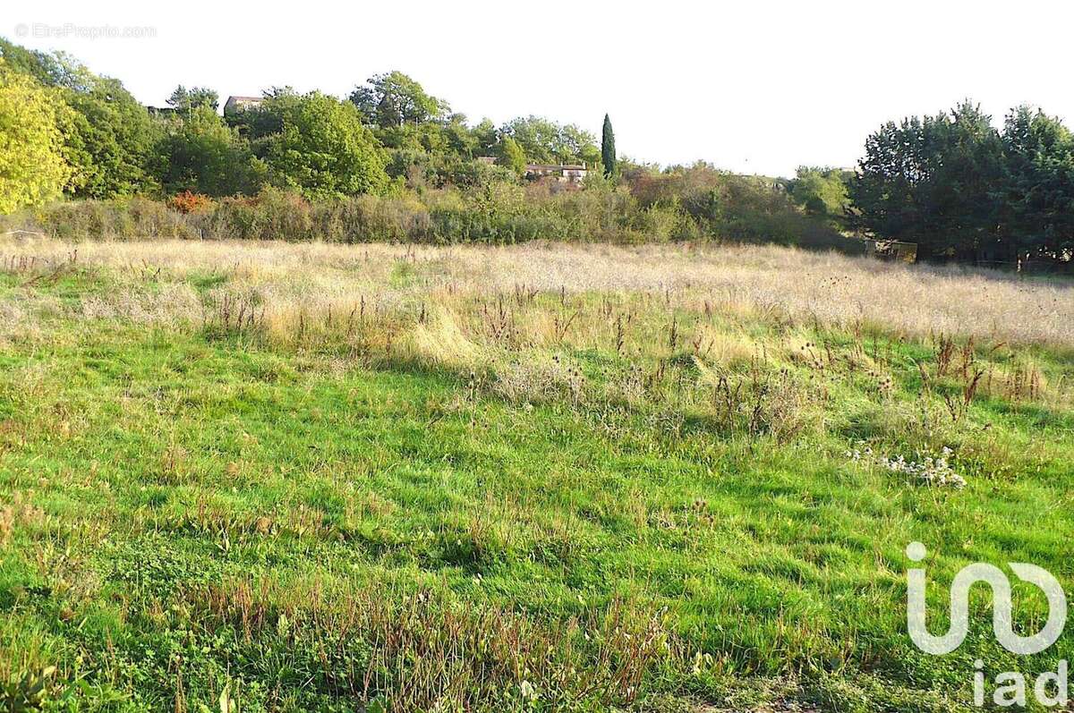 Photo 2 - Terrain à PIERREVERT