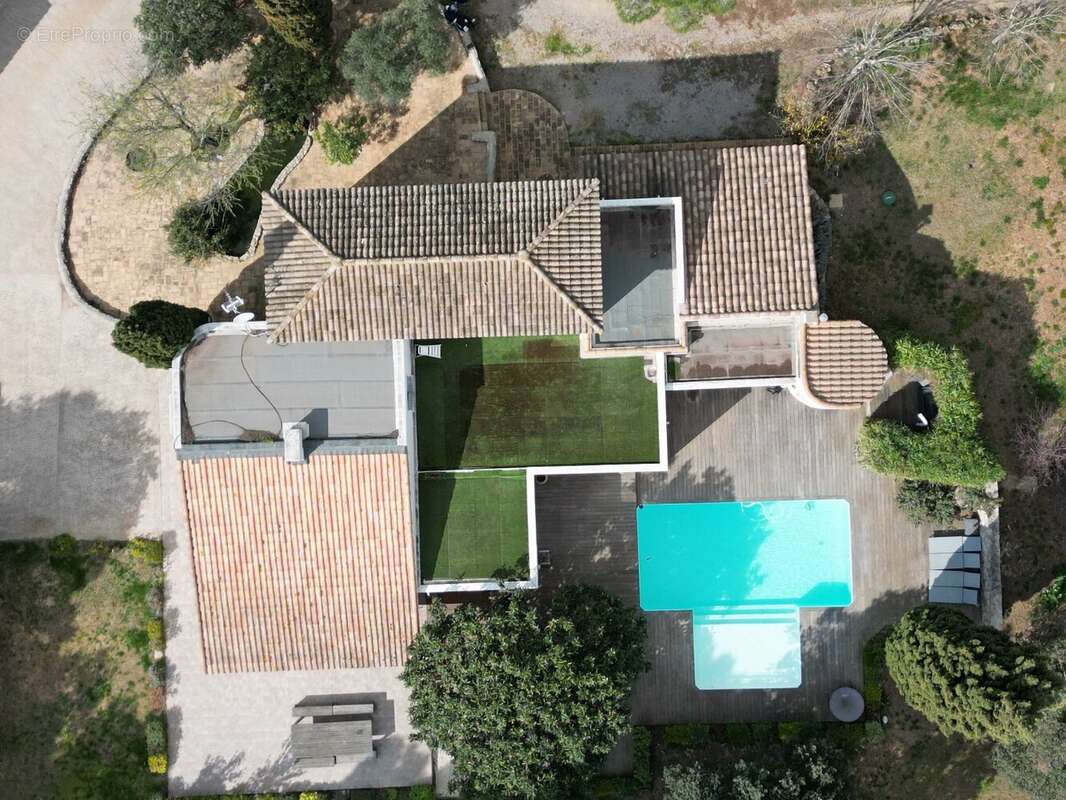 Maison à BALARUC-LE-VIEUX