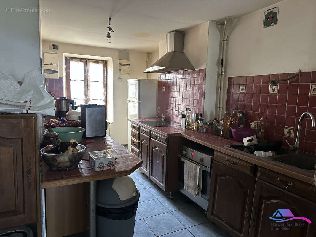 Cuisine - Maison à CHATEAUMEILLANT
