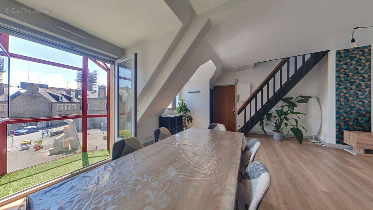 Appartement à LAMBALLE