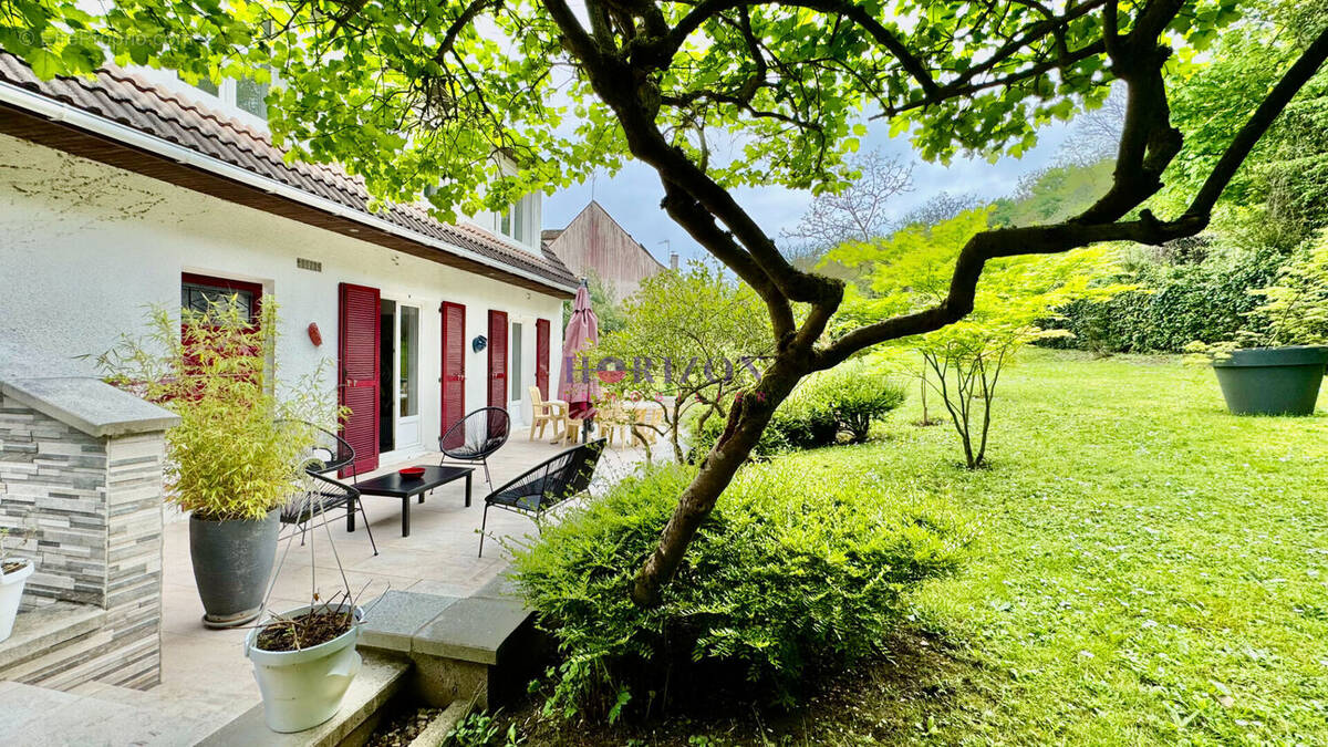 Maison à BEAUMONT-SUR-OISE