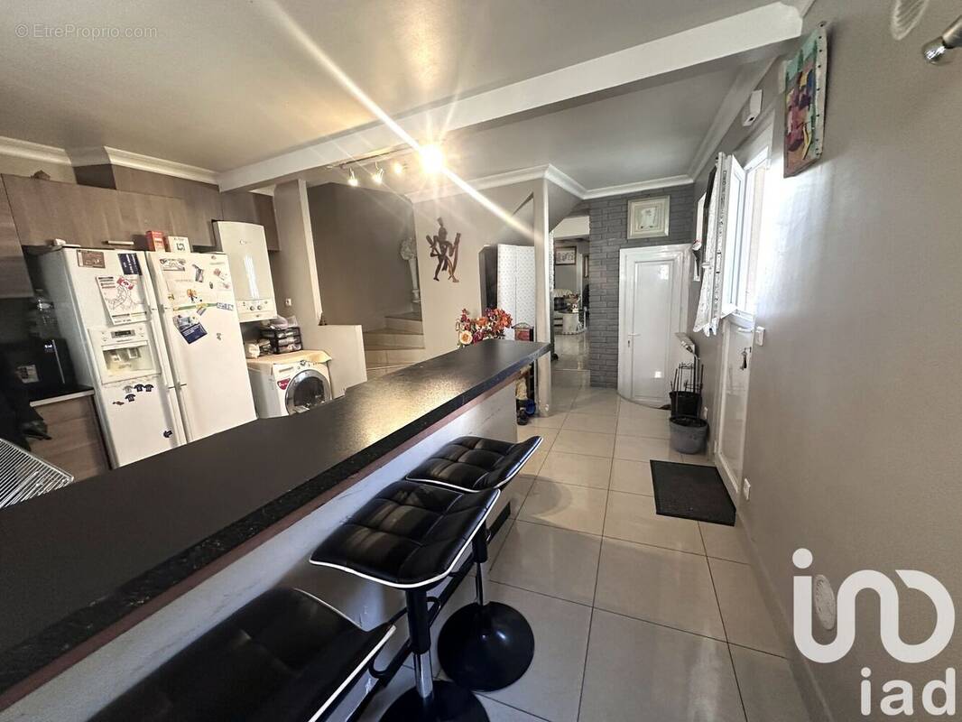 Photo 1 - Maison à SARCELLES