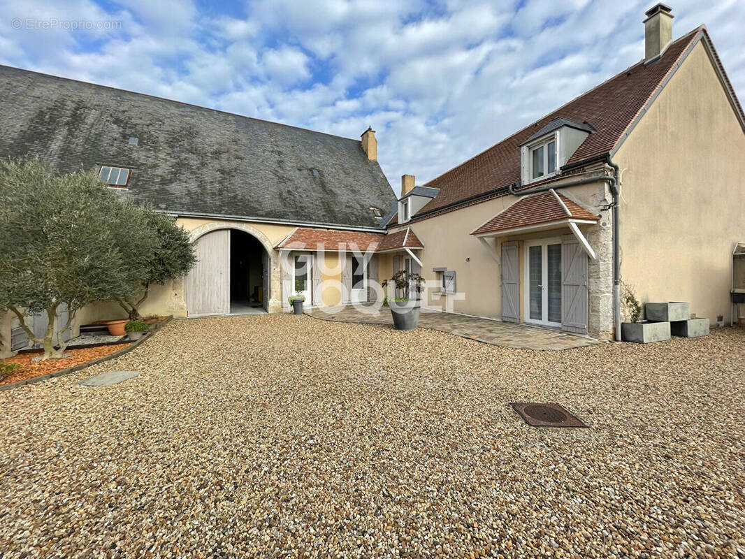 Maison à JALLANS