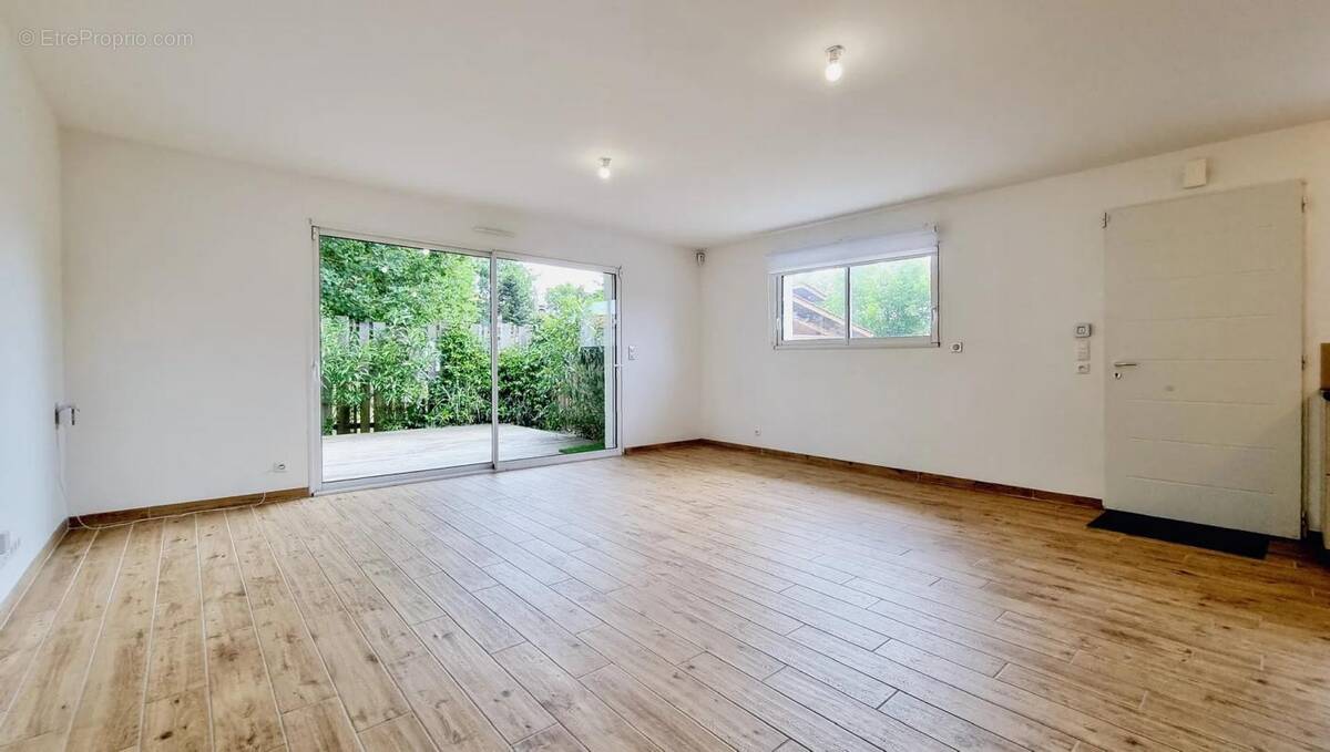 Maison à GUJAN-MESTRAS