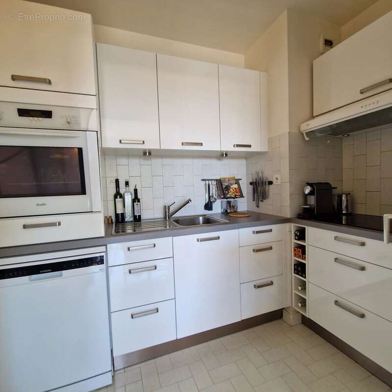 Appartement à VENCE