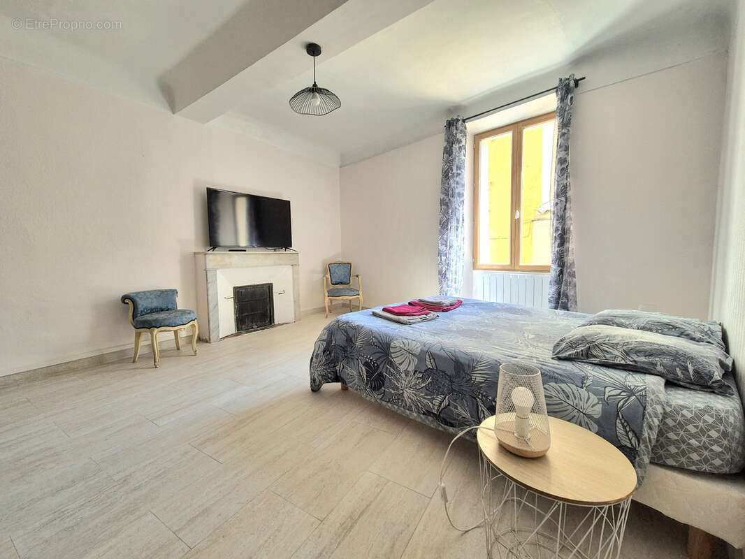 Appartement à HYERES