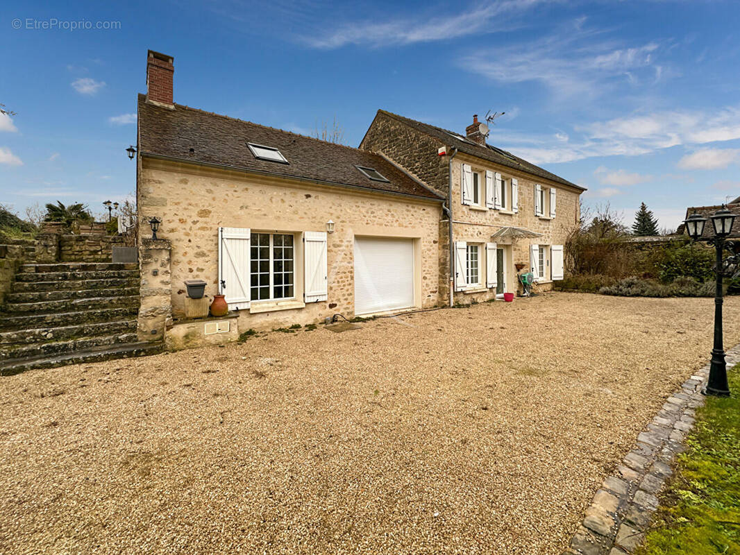 Maison à CHARS
