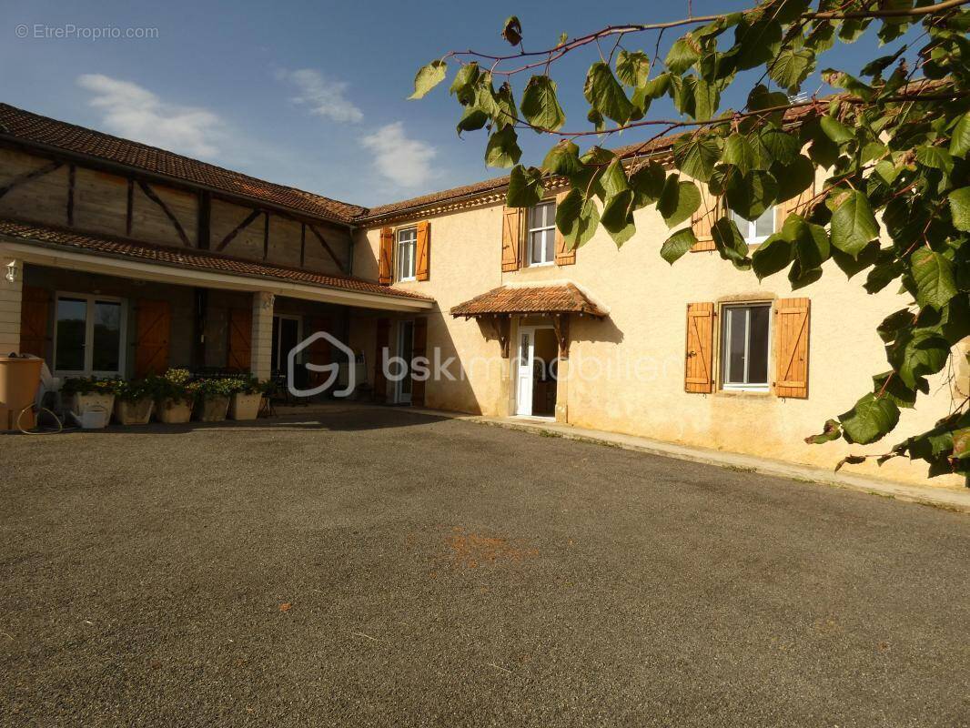 Maison à MIRANDE