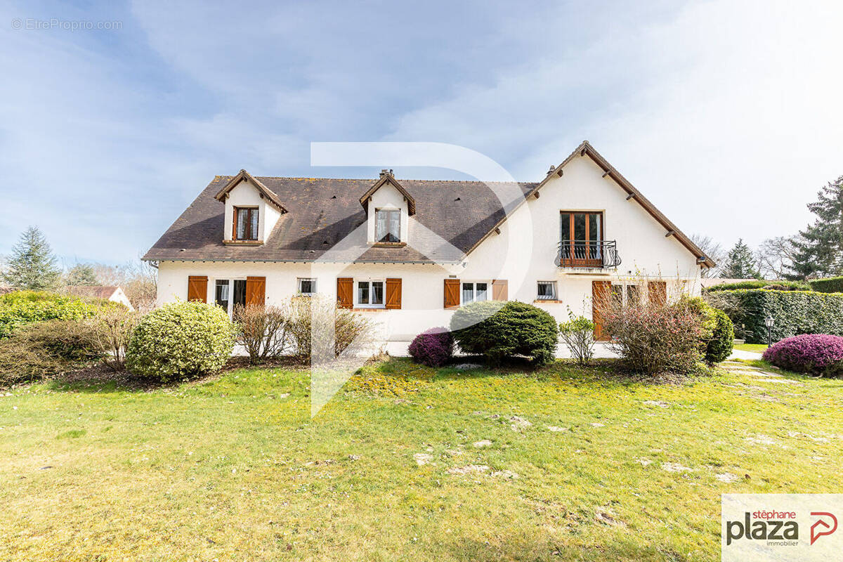 Maison à ANGERVILLIERS