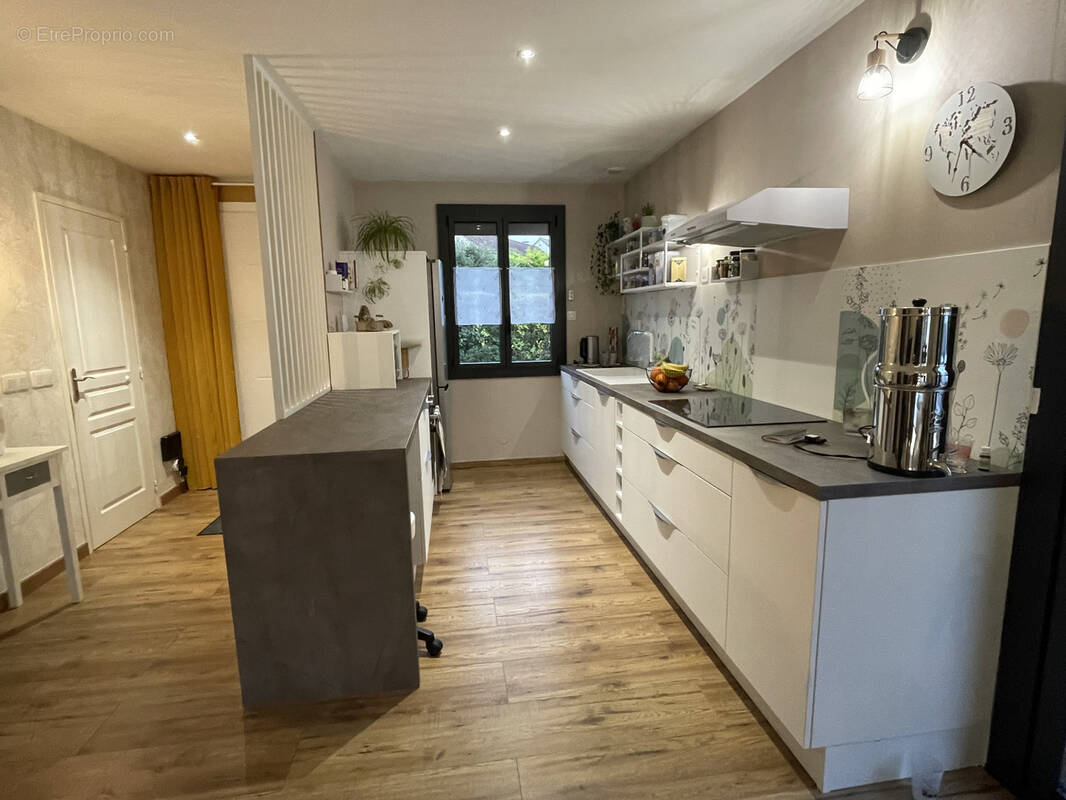 Maison à CLERMONT-CREANS