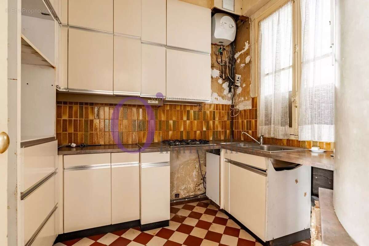 Appartement à PARIS-11E