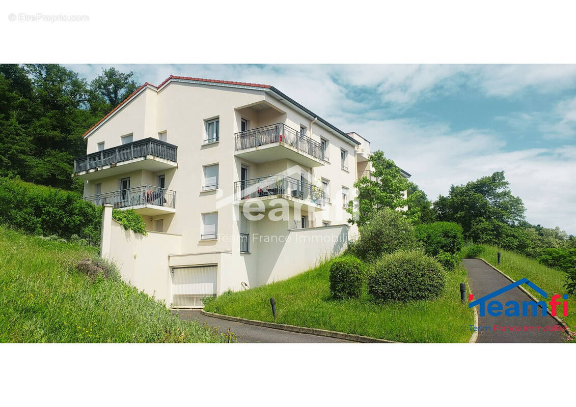Appartement à SAINT-ETIENNE