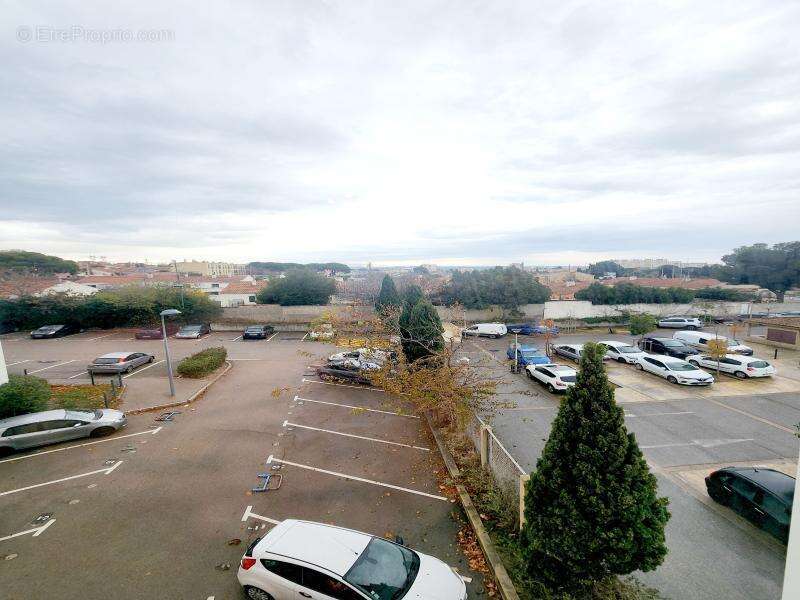 Appartement à PORT-DE-BOUC