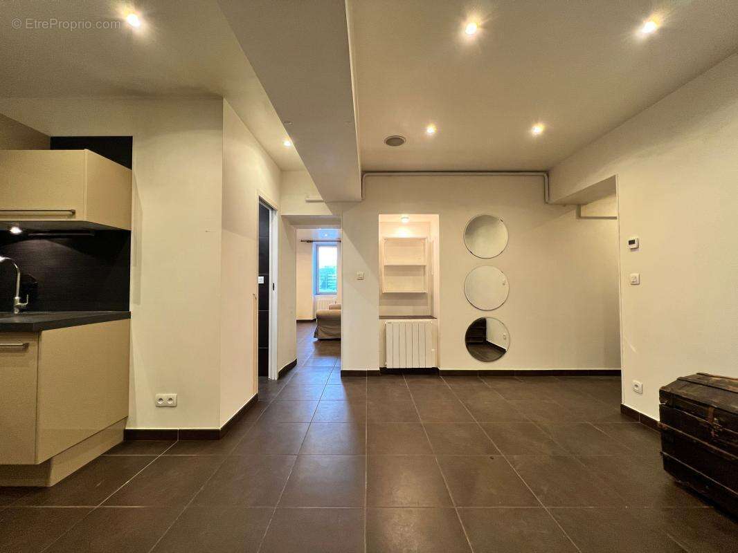 Appartement à LYON-9E