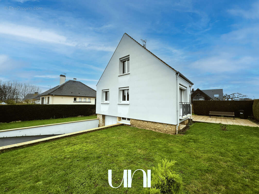 Maison à LUC-SUR-MER