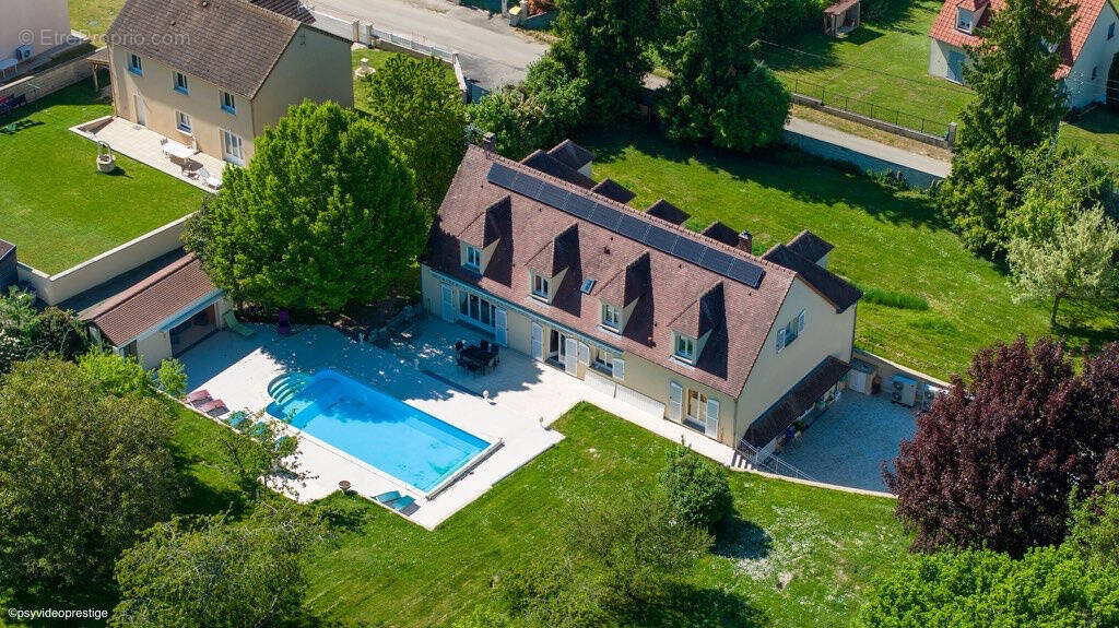 Maison à SENS