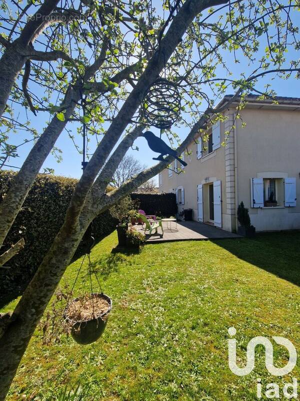 Photo 1 - Maison à MOUSSY-LE-NEUF