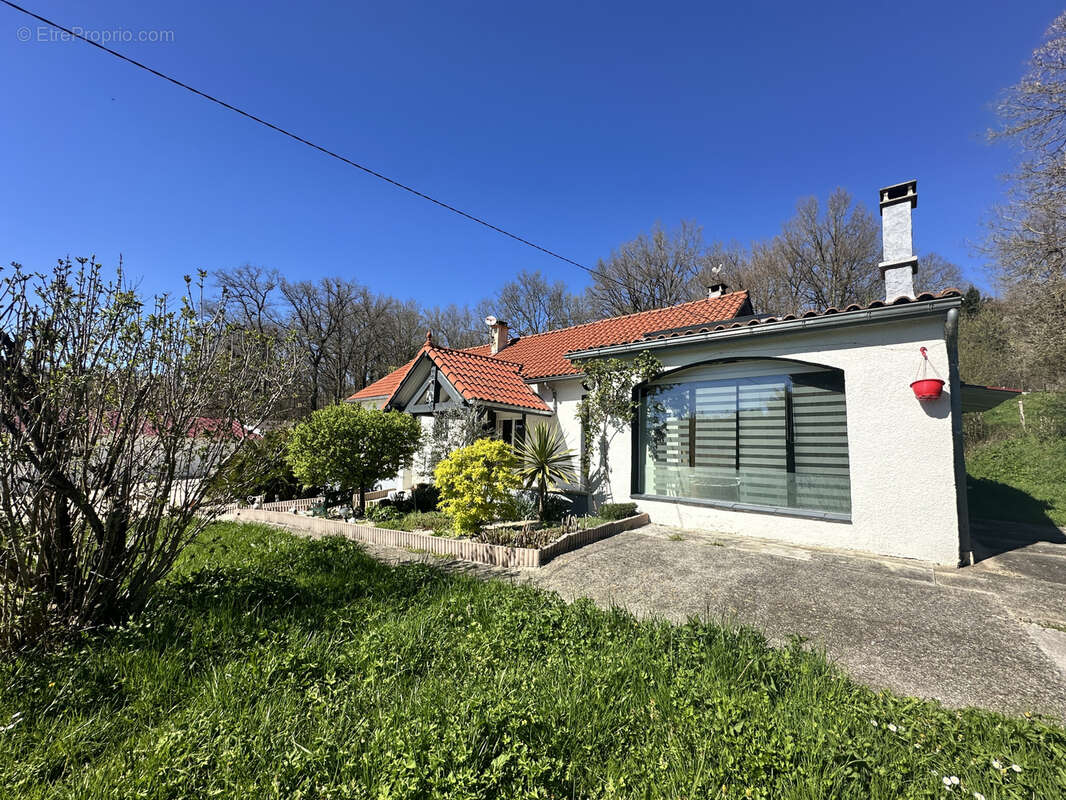 Maison à AUBIN