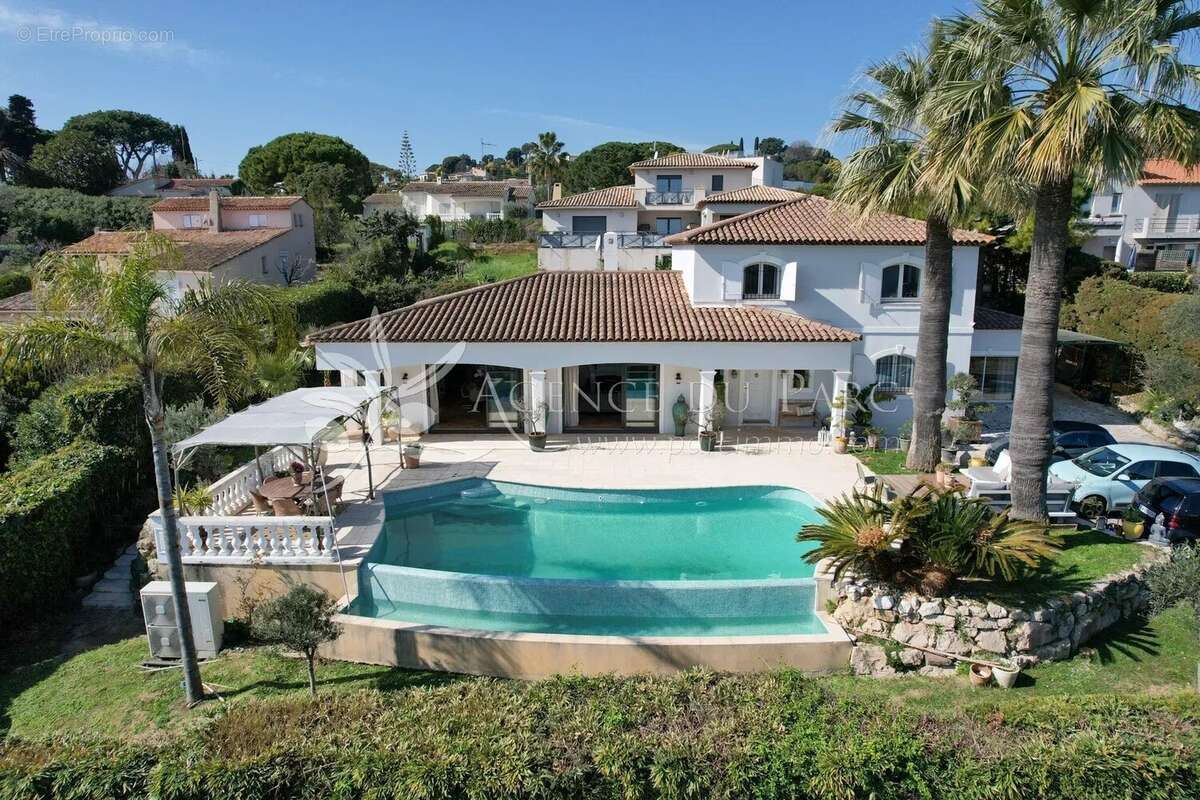 Maison à ANTIBES