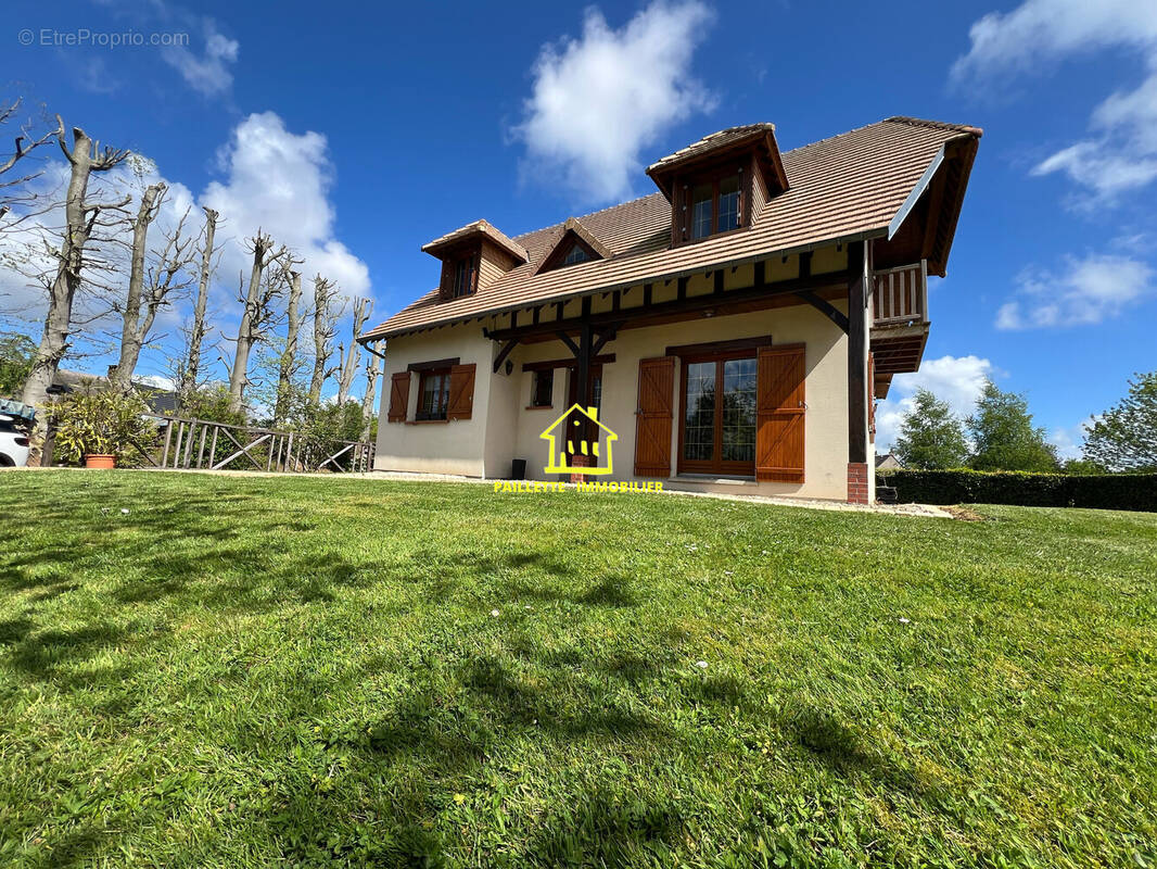 Maison à SAINT-ROMAIN-DE-COLBOSC