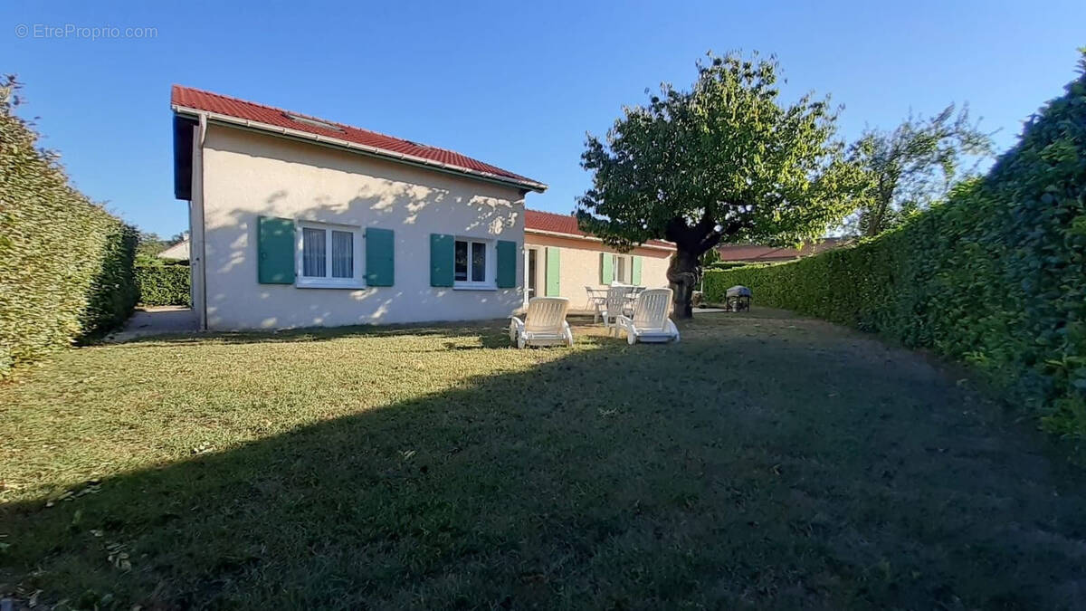Maison à CREMIEU