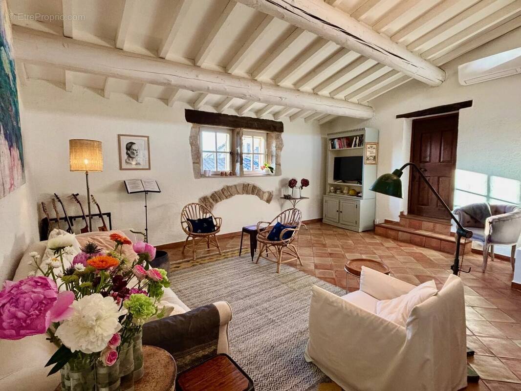 Maison à BONNIEUX