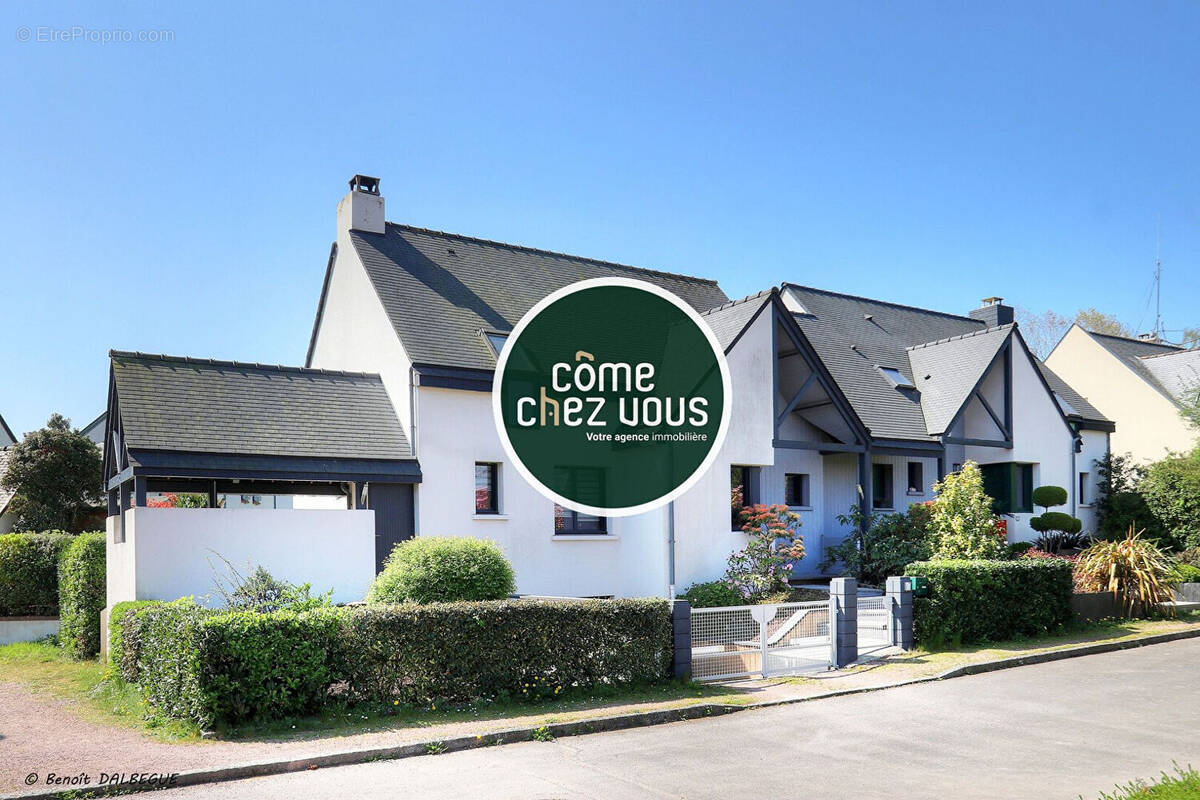 Maison à LE RHEU