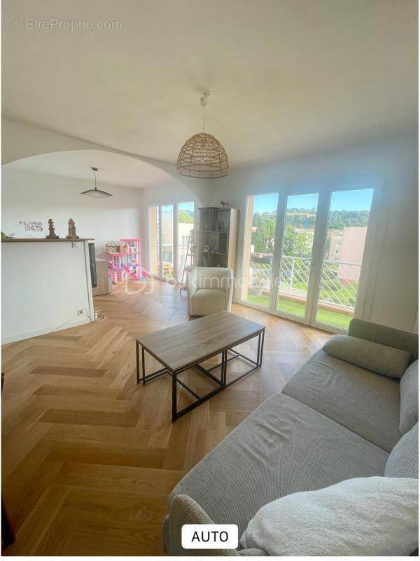 Appartement à LE PRADET
