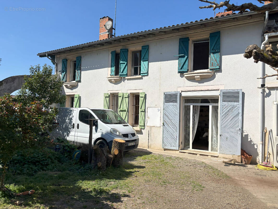 Maison à CASTELSARRASIN