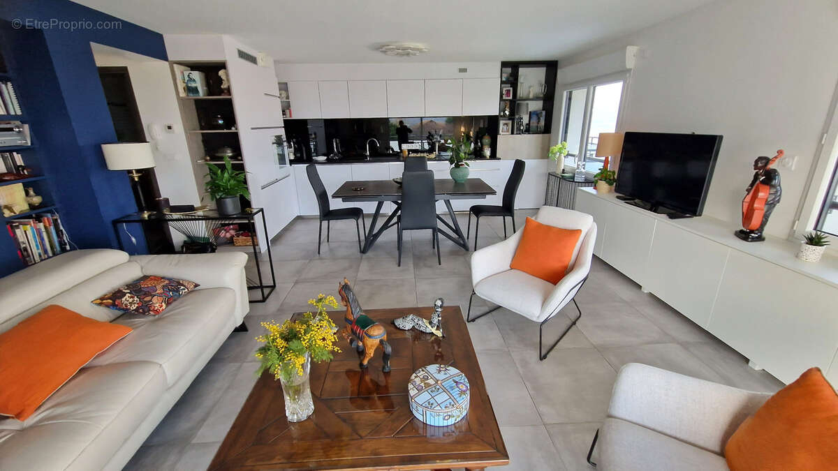 Appartement à BARBERAZ