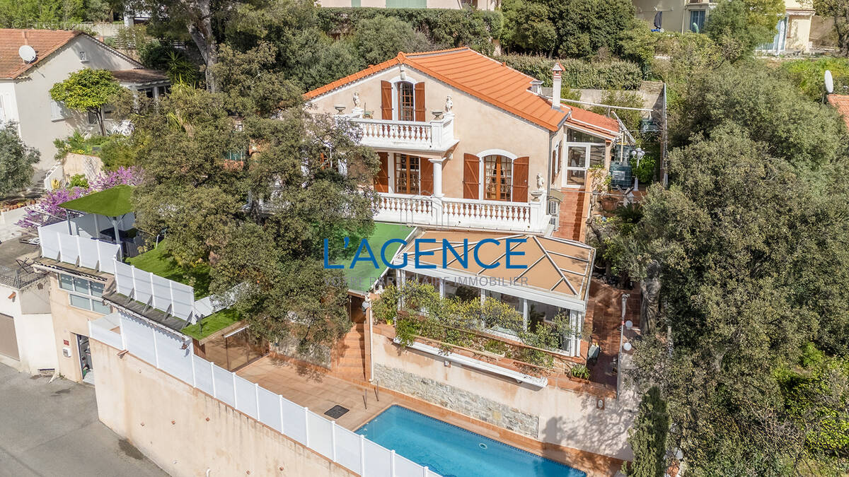 Maison à HYERES
