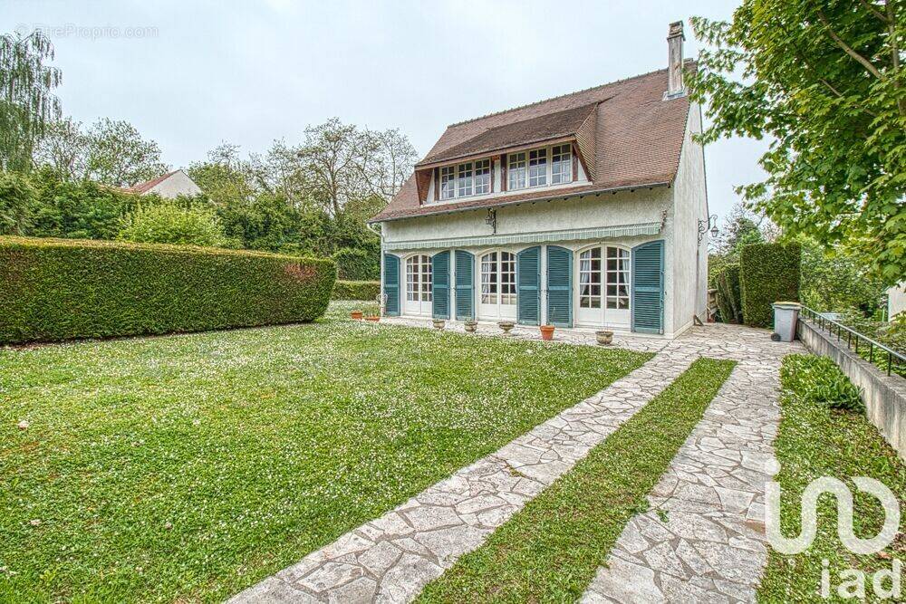 Photo 1 - Maison à MAURECOURT