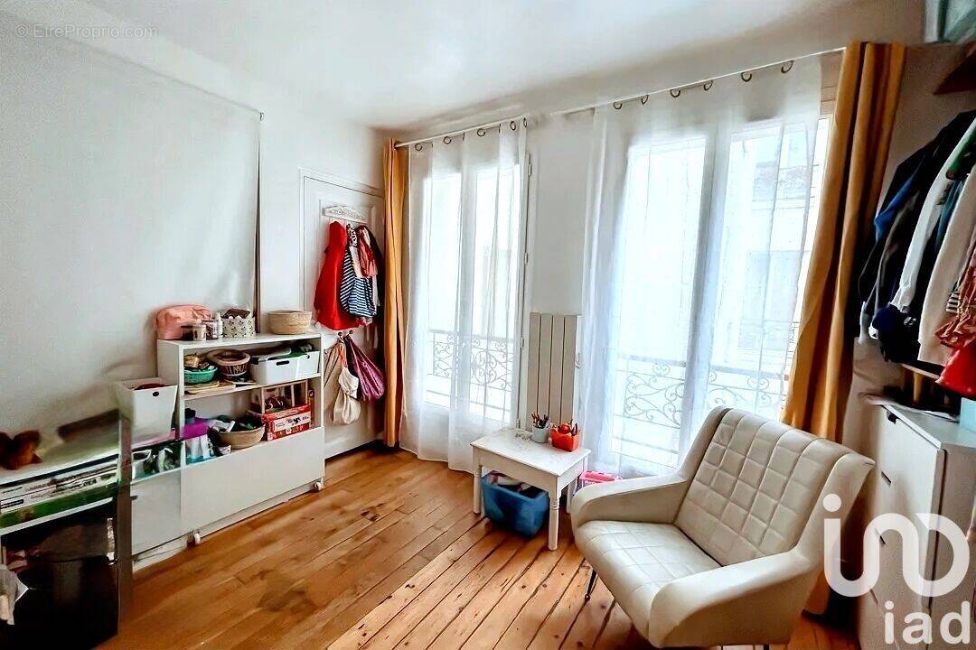 Photo 1 - Appartement à PARIS-18E