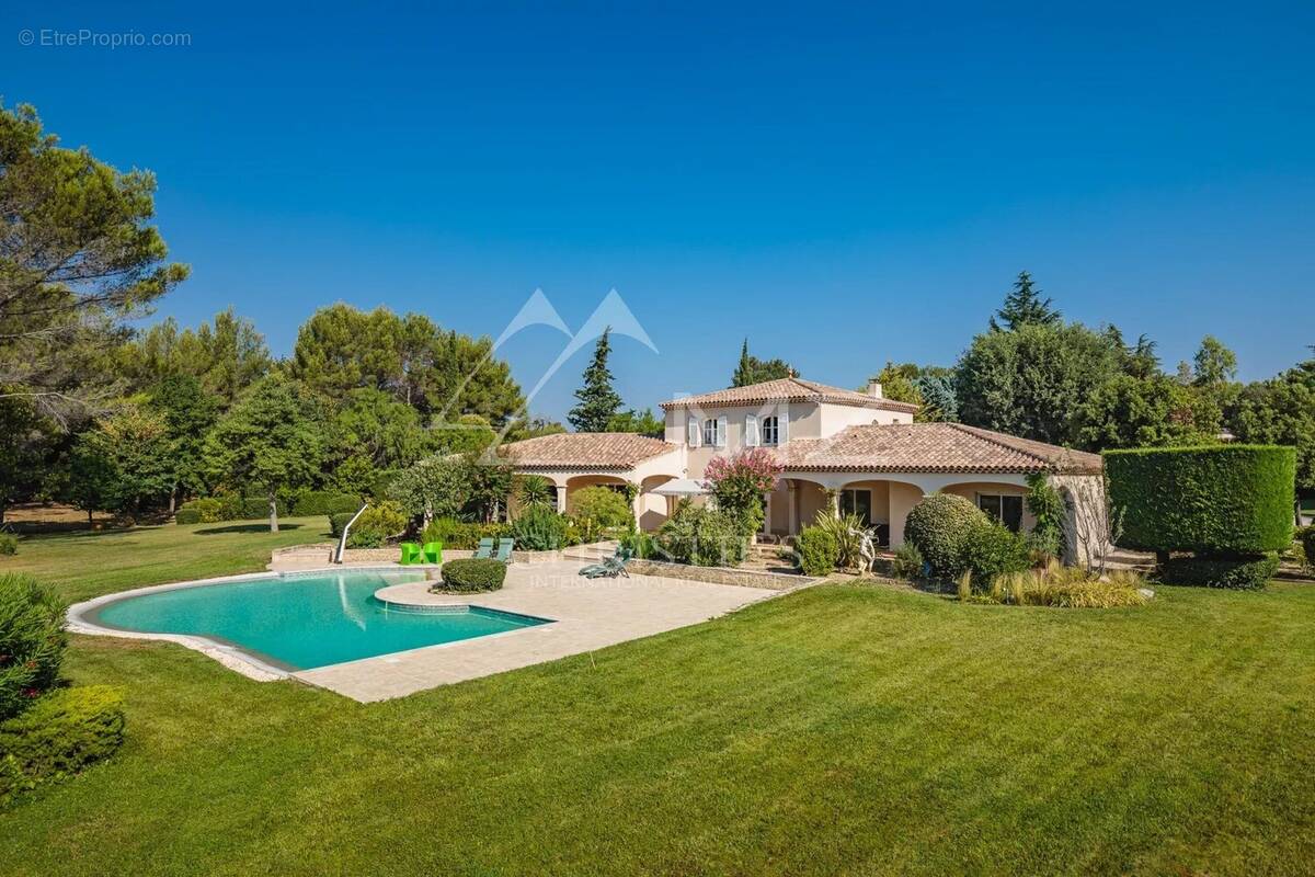 Maison à AIX-EN-PROVENCE