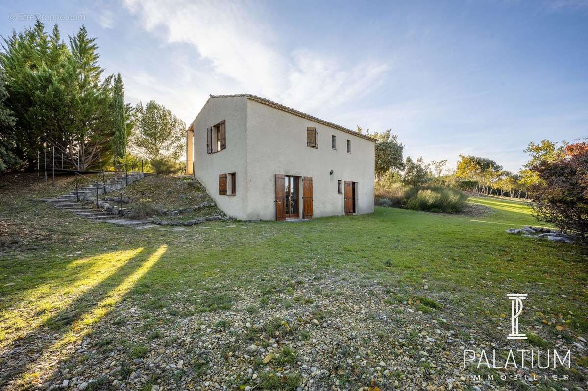 Maison à ESPARRON-DE-VERDON
