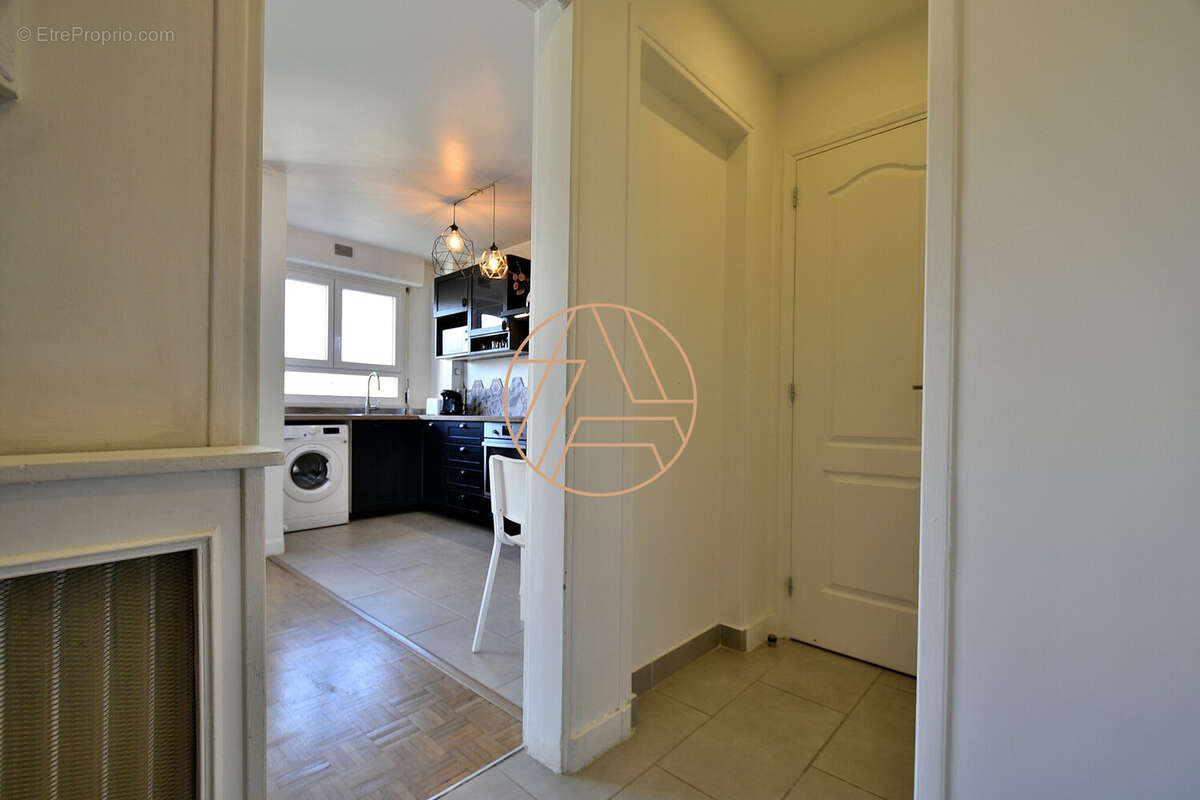 Appartement à SAINT-MAUR-DES-FOSSES
