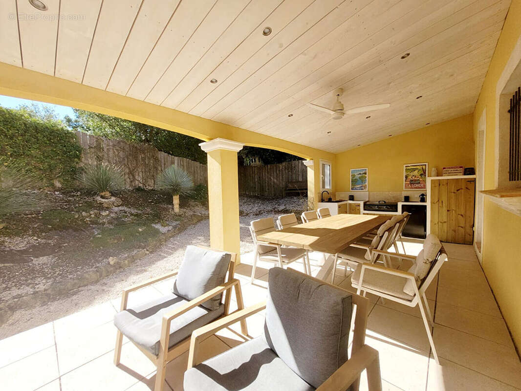 Maison à FORCALQUEIRET