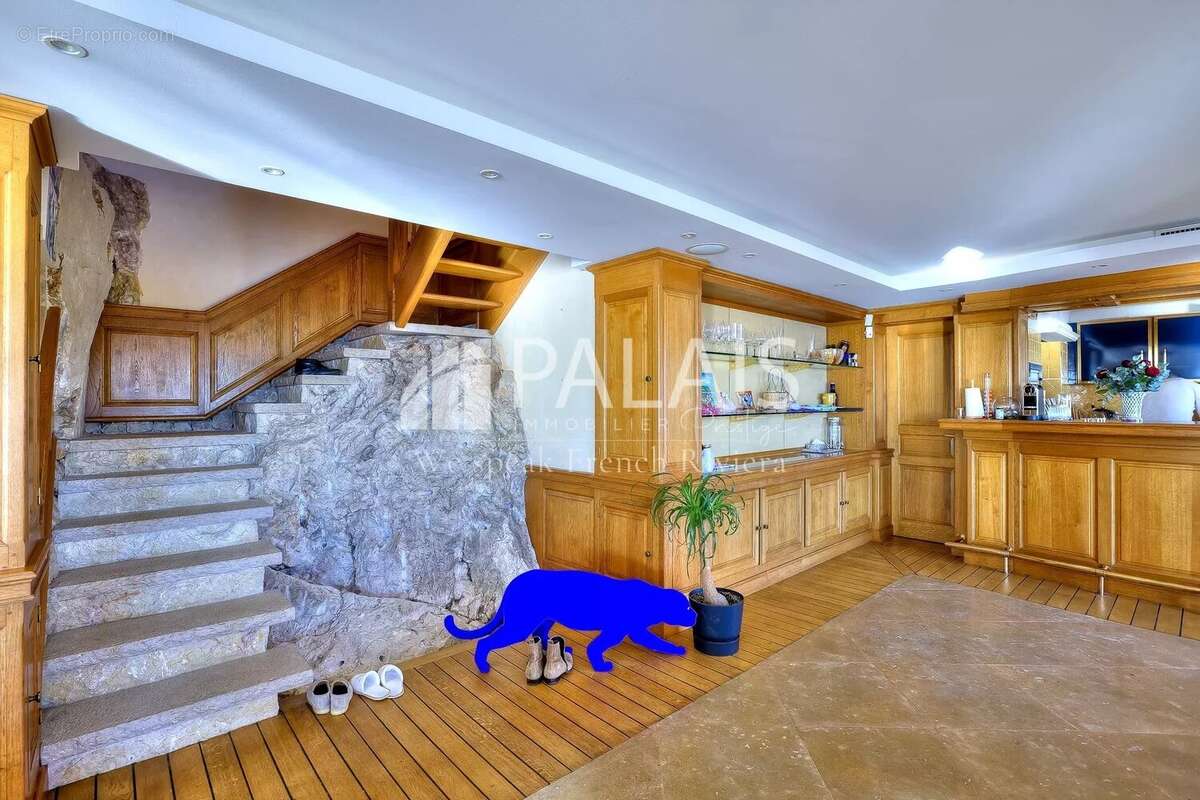 Maison à EZE