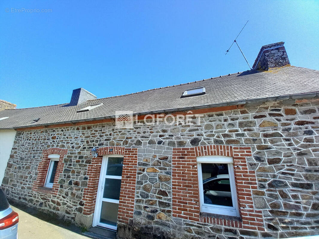 Maison à GUINGAMP