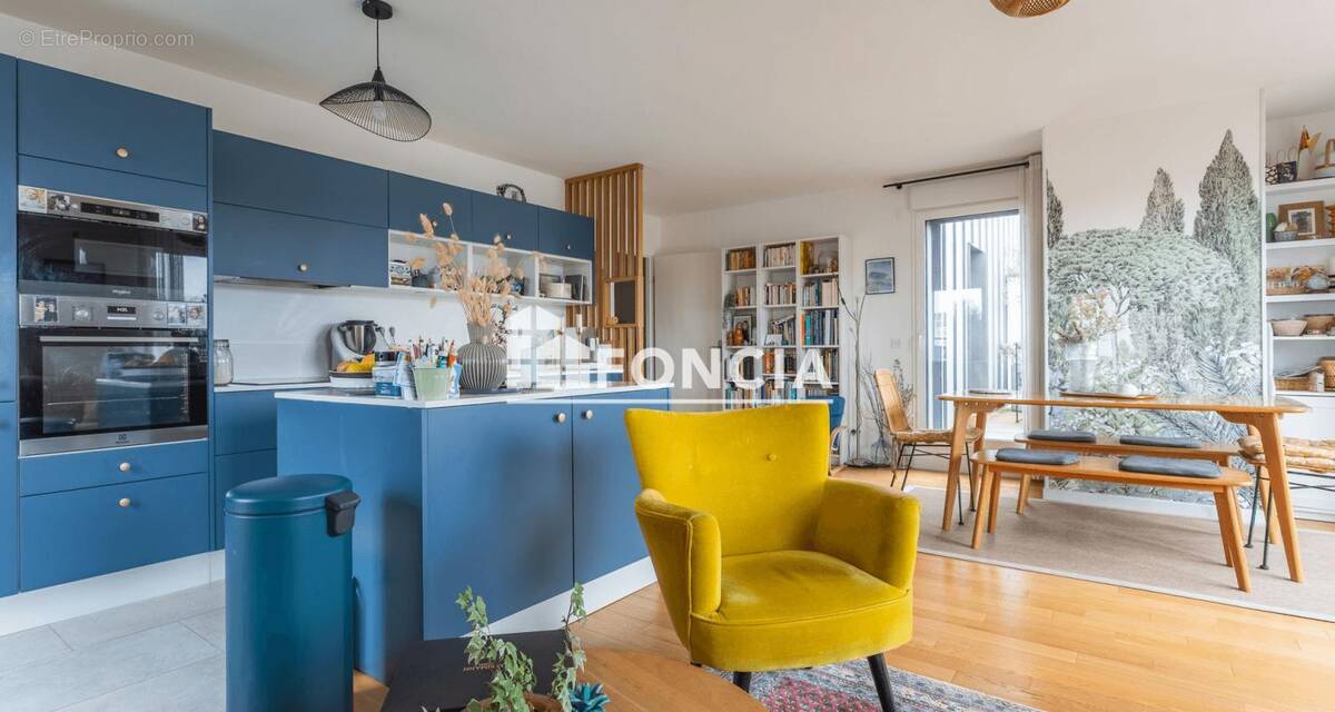 Appartement à BOURG-LA-REINE
