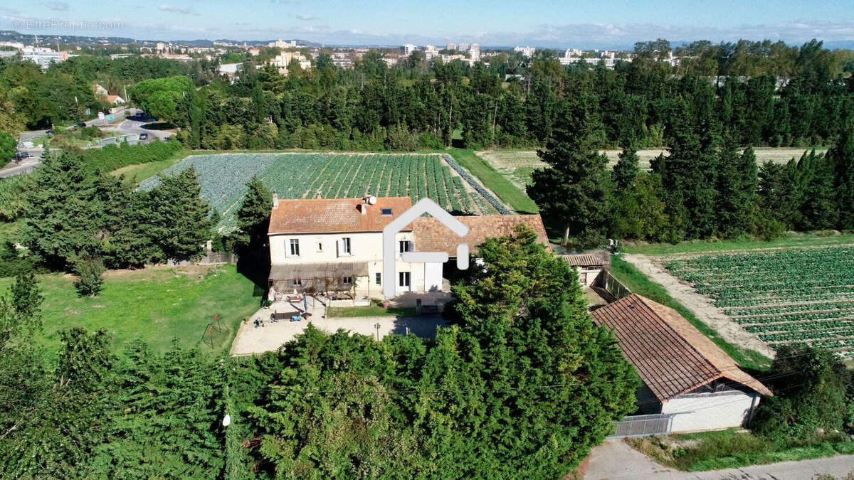 Maison à AVIGNON