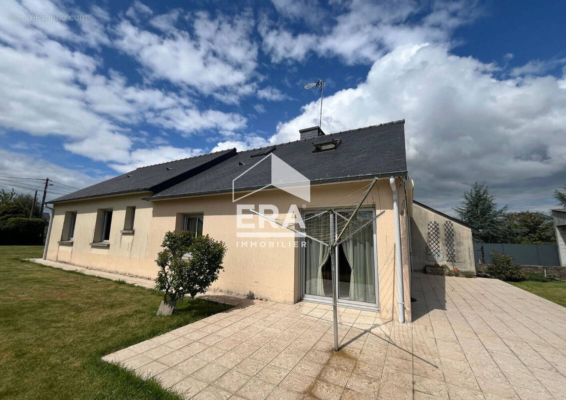 Maison à VAL-D&#039;IZE