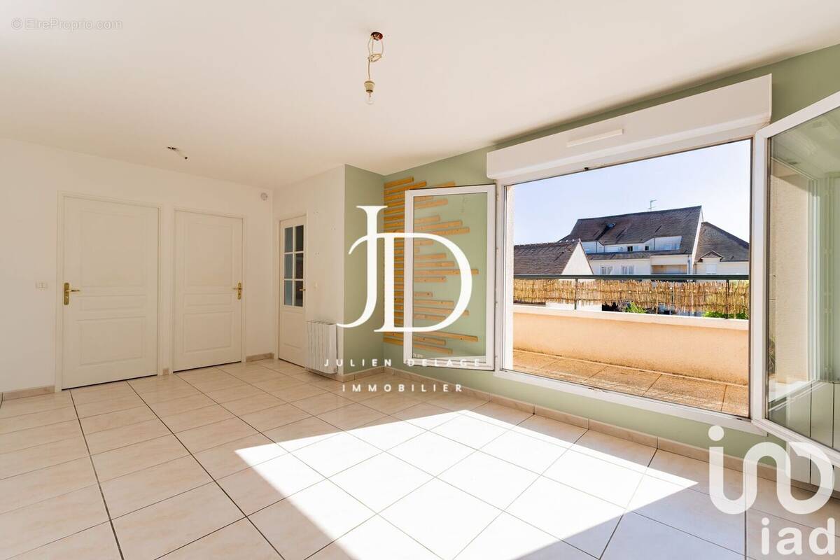 Photo 1 - Appartement à VEMARS