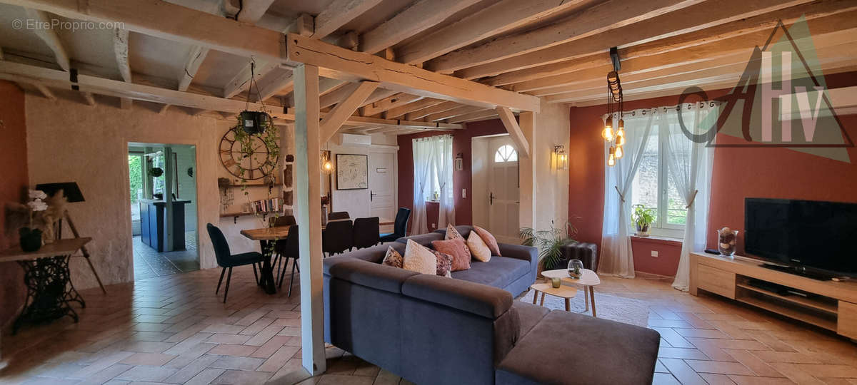 Maison à SOURDUN