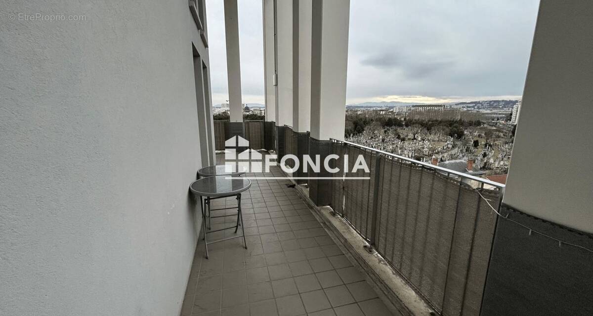 Appartement à LYON-8E